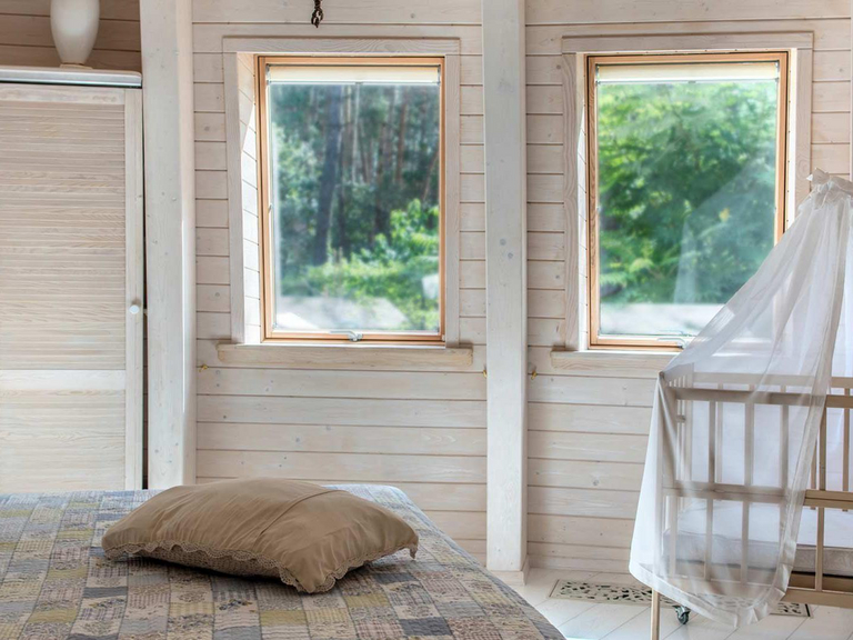 schlafzimmer-geschlossene-dachfenster